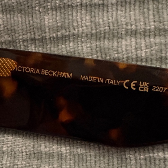 Victoria Beckham Tortoise Brown Sunglasses